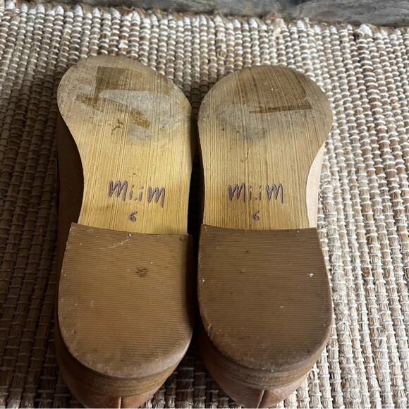 Mi.Im Tan Pointed Toe Genuine Leather Flats Size 6 - Picture 12 of 13